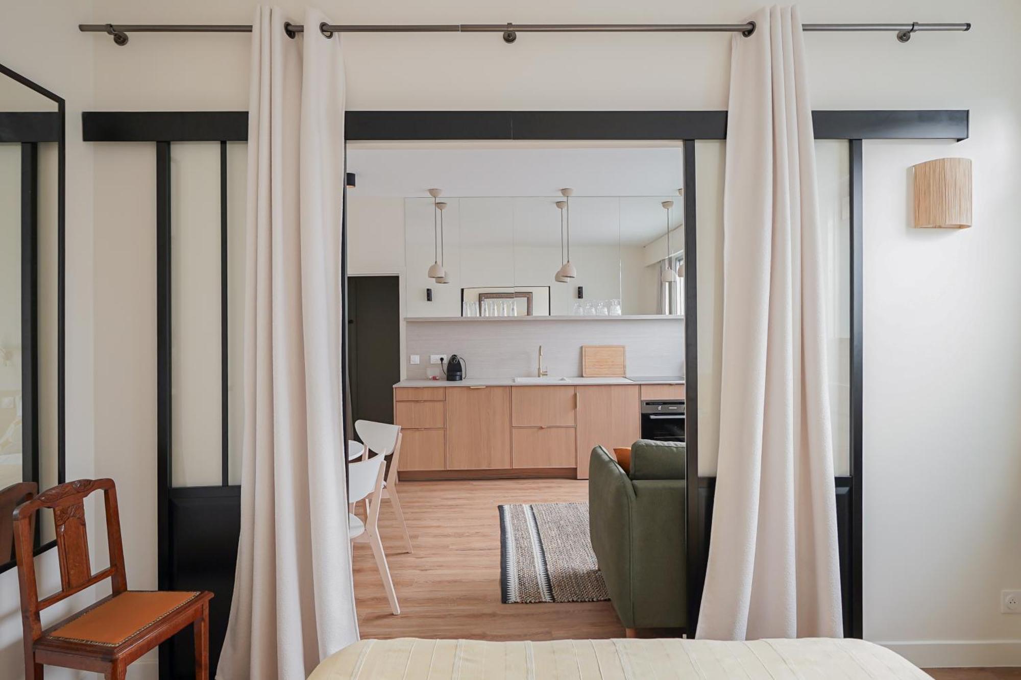Moderne Et Chic Proche Tour Eiffel Apartamento París